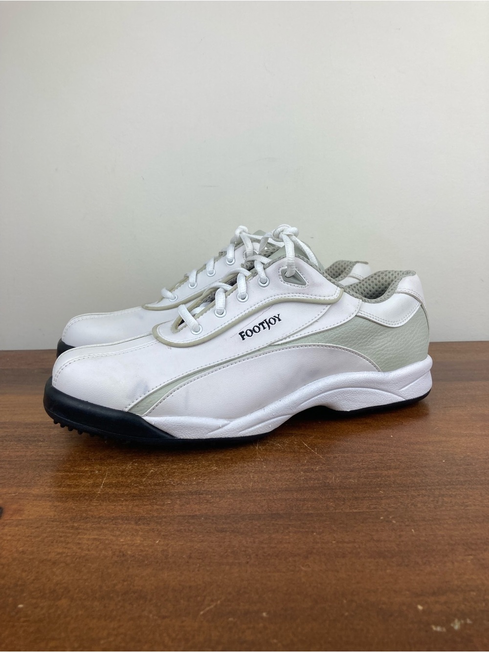FootJoy GreenJoys White Golf Shoes 48744 Women's Size 8.5M Never Worn No Spikes